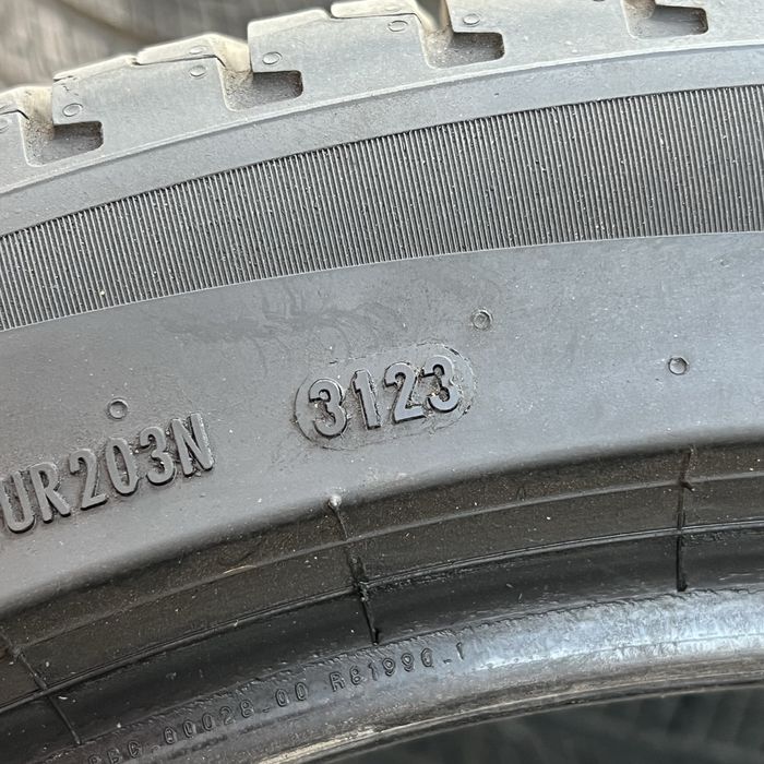 Шины Pirelli 245/45R21