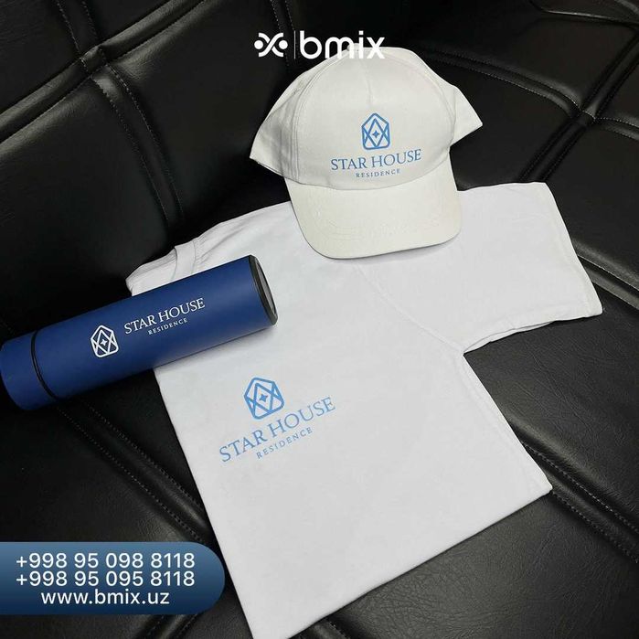 Кепки и футболки с логотипом