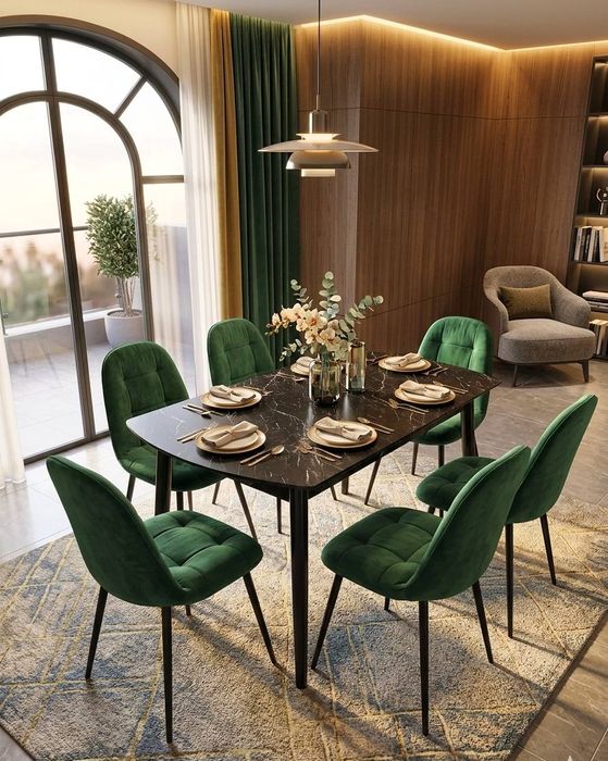 Обеденный стол и стулья