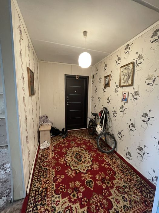 2-комнатная , район 1 поликлинники !