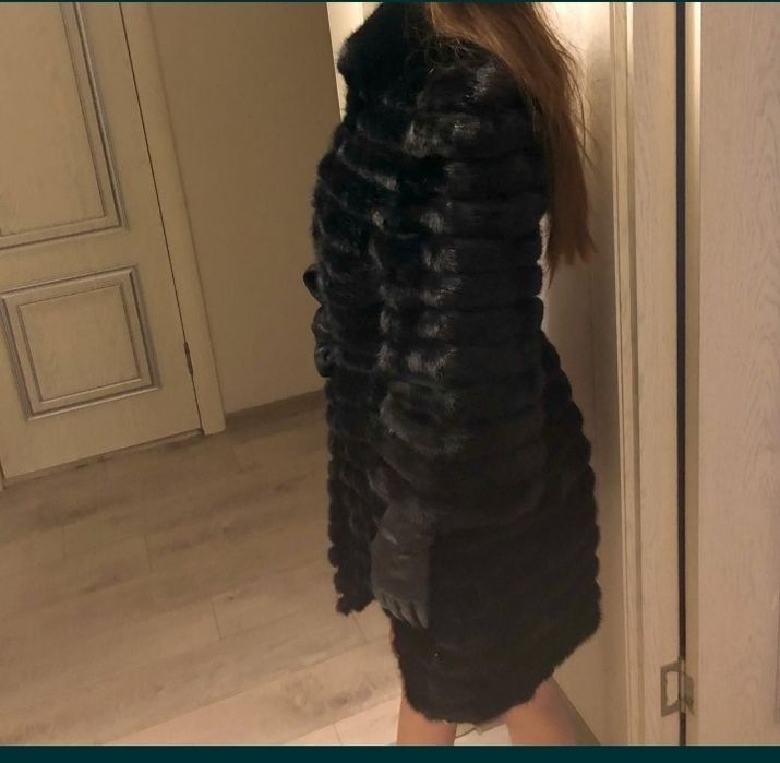 Продам норковую шубу