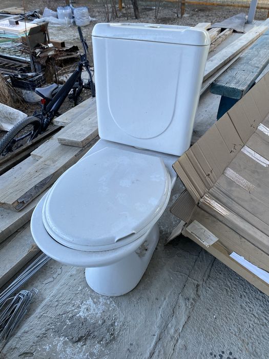 Унитаз,туалет для стройки или ремонта