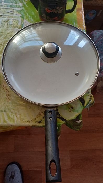 Продам Сковородки