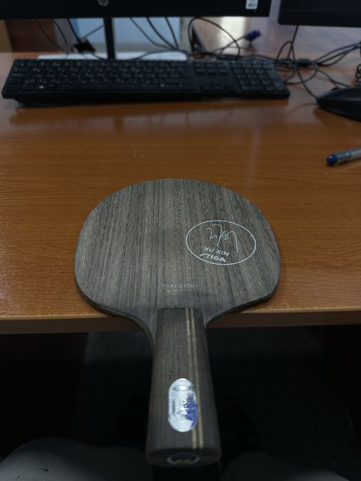 основание ракетки для настольного теннис Stiga Xu Xin Dynasty Carbon