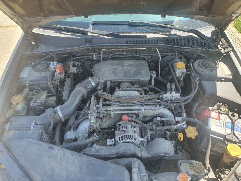 Продавам Subaru Outback