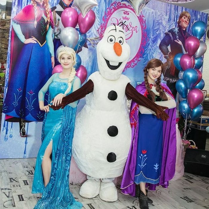 Клоуны, супергерои, принцессы, феи, а также химическое шоу