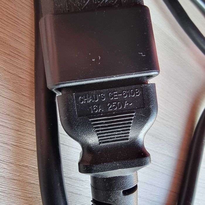 Cablu prelungitor alimentare - 16 amperi cu 250 Volti - lungime 1,5m