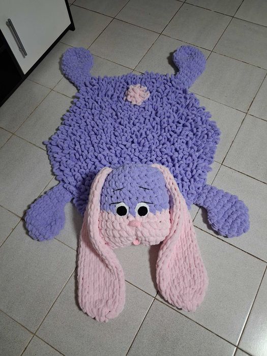 Детско плетено килимче/играчка