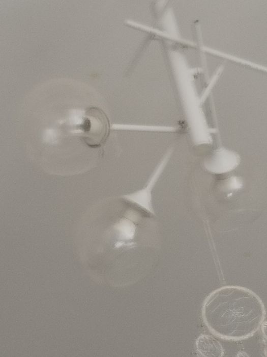 Продаю люстру и идеальном сост