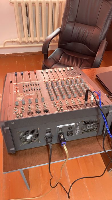 Музыкальный аппаратура