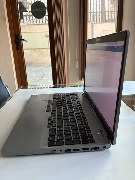 Dell Latitude 5510/ i7-10610U/15.6 FHD/24GB DDR4/1TB M.2/4 Cell batery