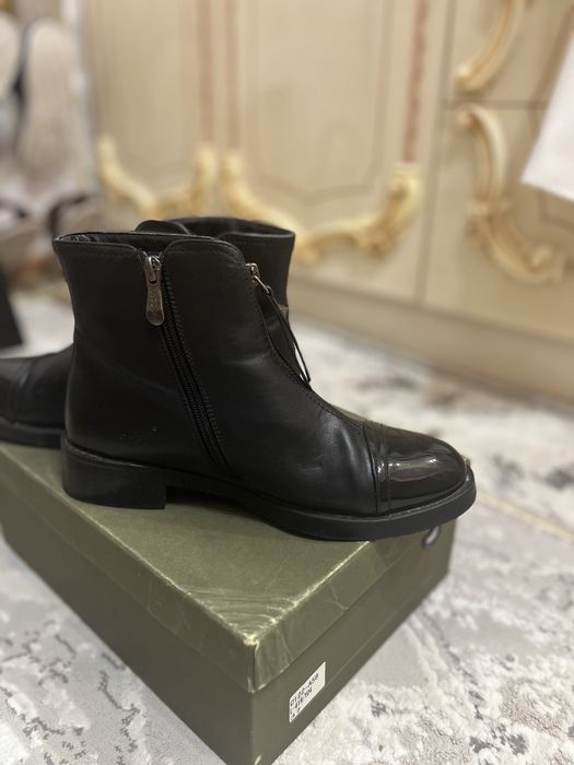 Продам сапожки демисезонные