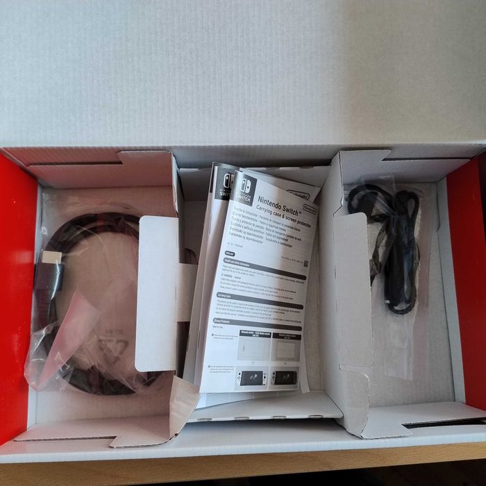 Продавам Nintendo Switch