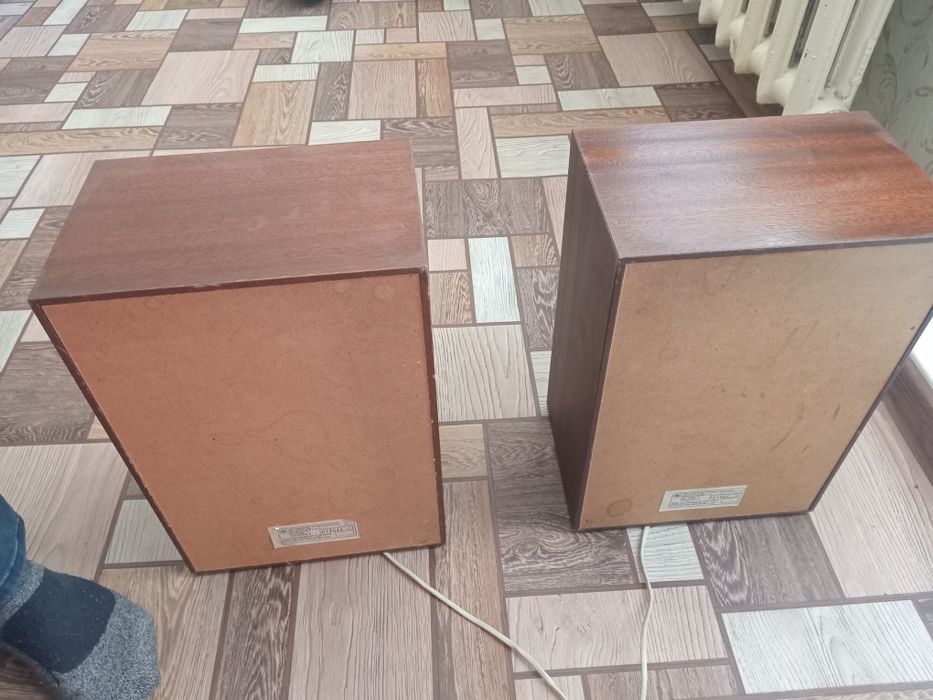 Маяк 233 дека, колонки 15 ас 221.