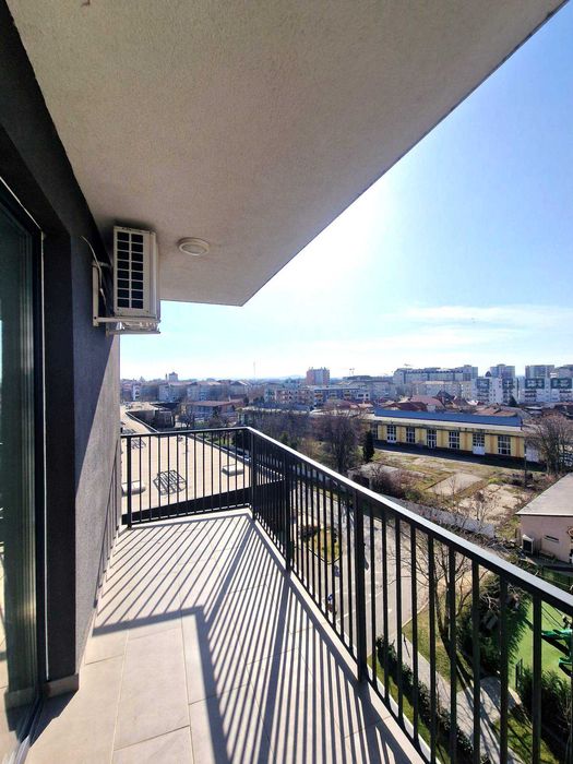 Vând apartament 3 camere Prima Oneștilor, totul nou