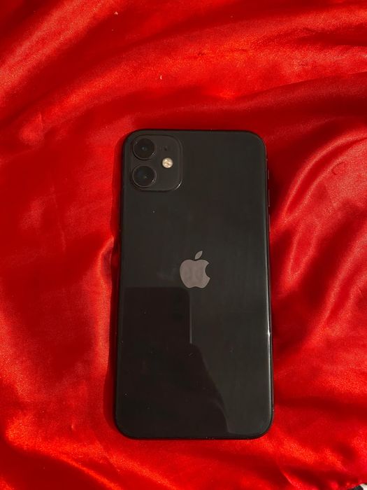Продам айфон 11