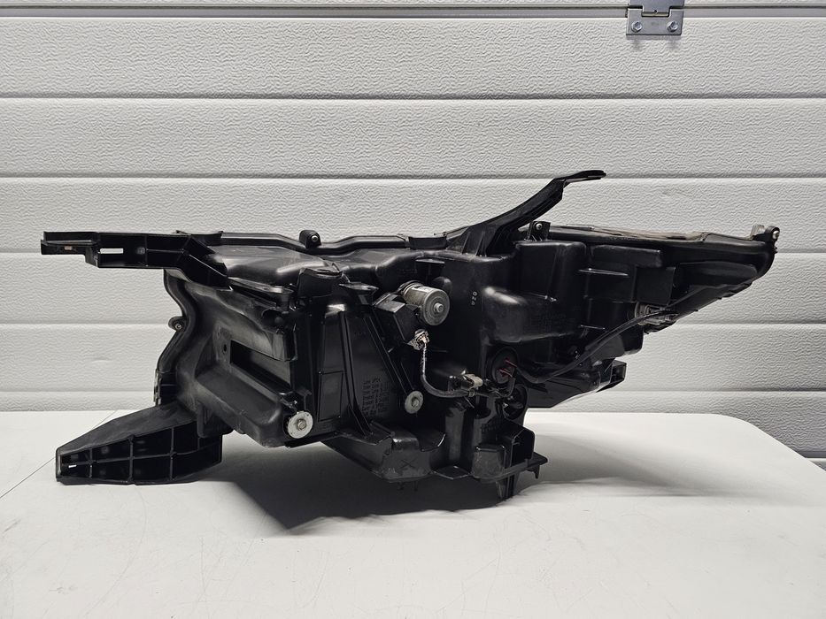 Far dreapta cu Led Toyota Land Cruiser J150