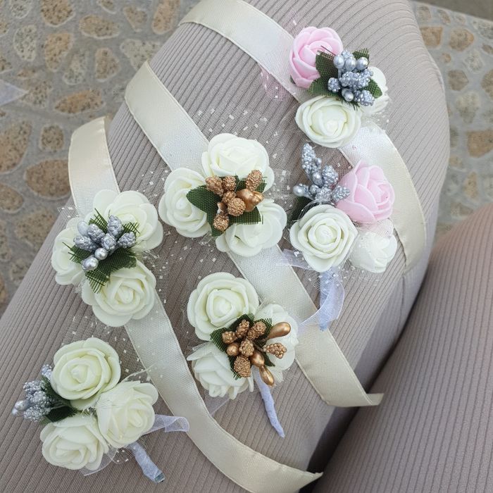 Сватбени бутониери