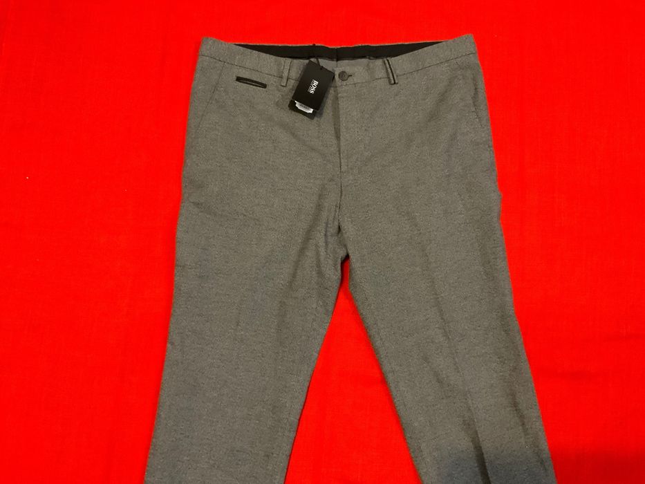 Hugo Boss-оригинален панталон размер л