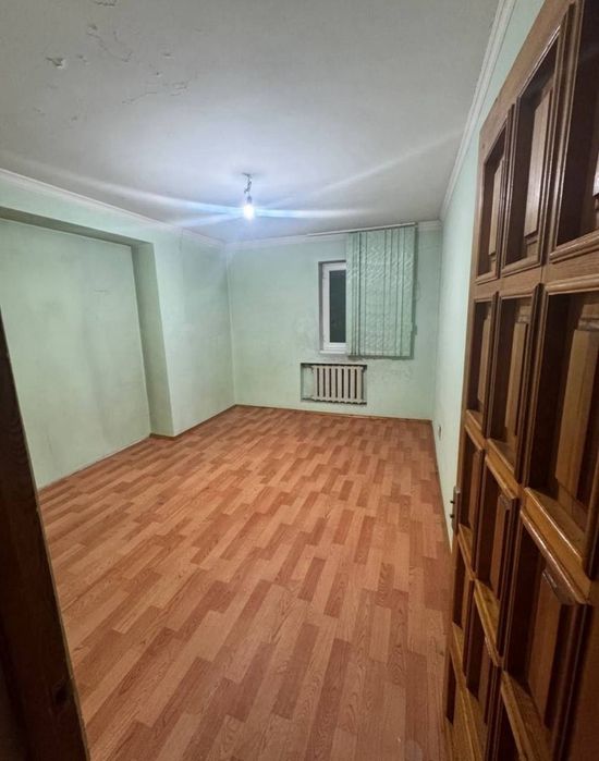 Квартира продается 4/3/10 на Бобуре