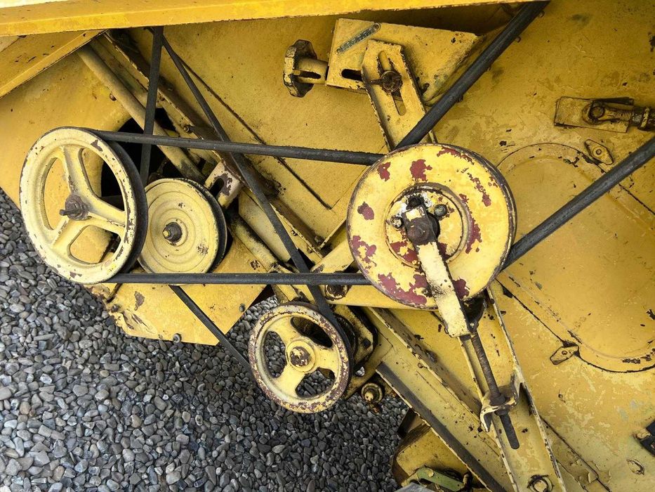 Комбайн New Holland 1530 – с хедер 3,8 м