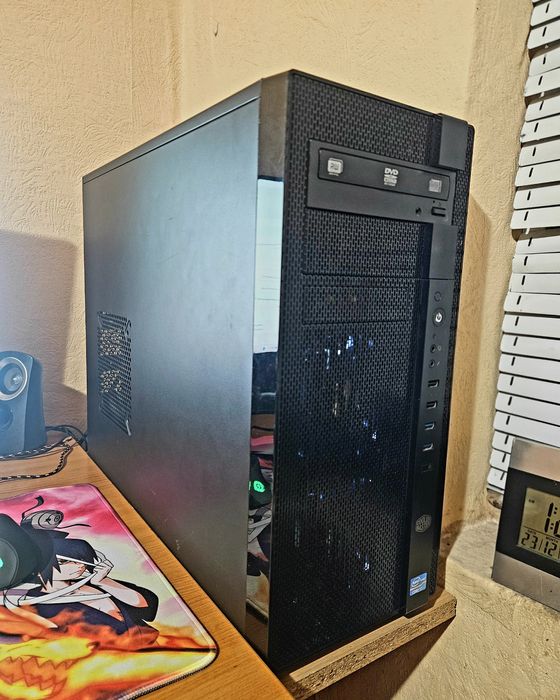 Мощен настолен компютър i7, 32GB RAM, Quadro K4000, Windows 11