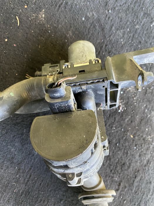 Robinet Caldura Audi A6 C6 Pret 250 lei