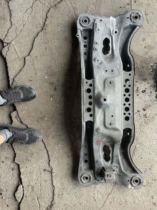 Балка от Камри