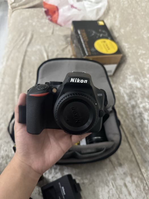 Камера Nikon D3500