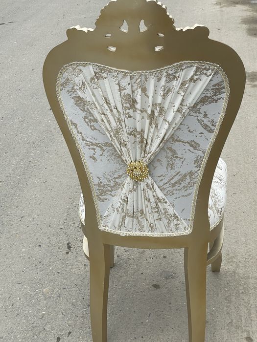 Stol stular yanğoqdan