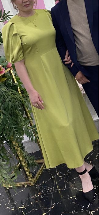 Платья дизайнерская в живую очень красивая