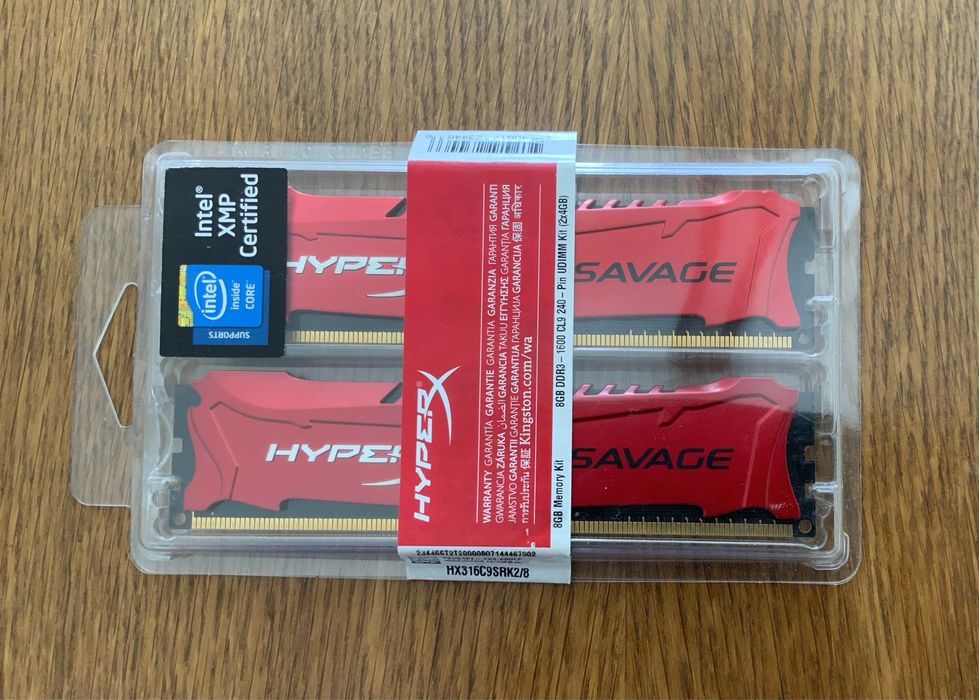 8gb DDR4-2400 Apacer si 8gb DDR3-1600 Savage Red
