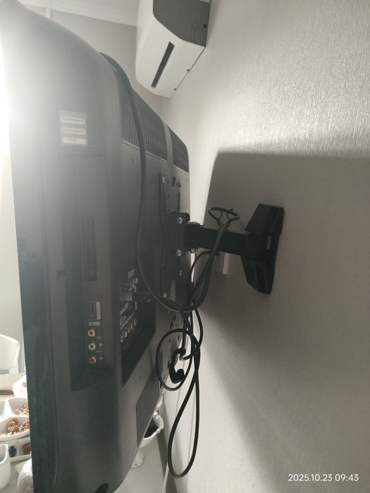 Продам телевизор Самсунг