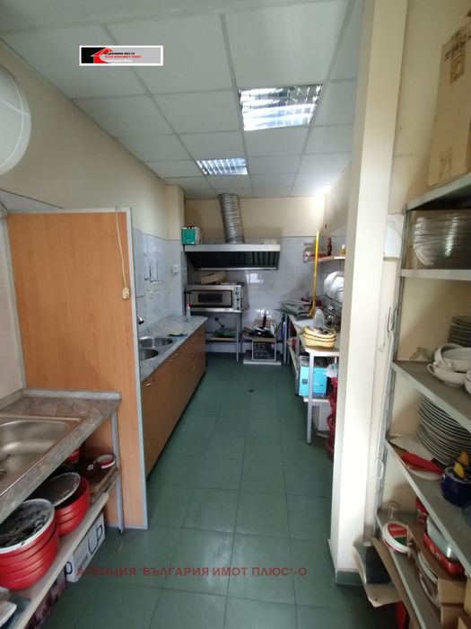 Дава се под наем Заведение в София, Център - 160 кв.м за 2040 € - Снимка #10
