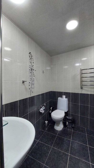 Аренда помещения Центр ул. Шота Руставели, гостиница Россия. 1-й этаж