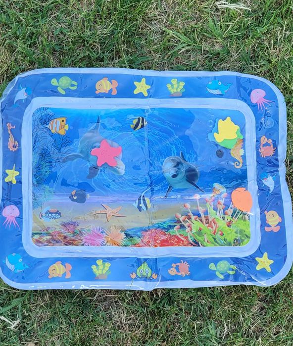 Salteluta de joaca cu apă pentru copii