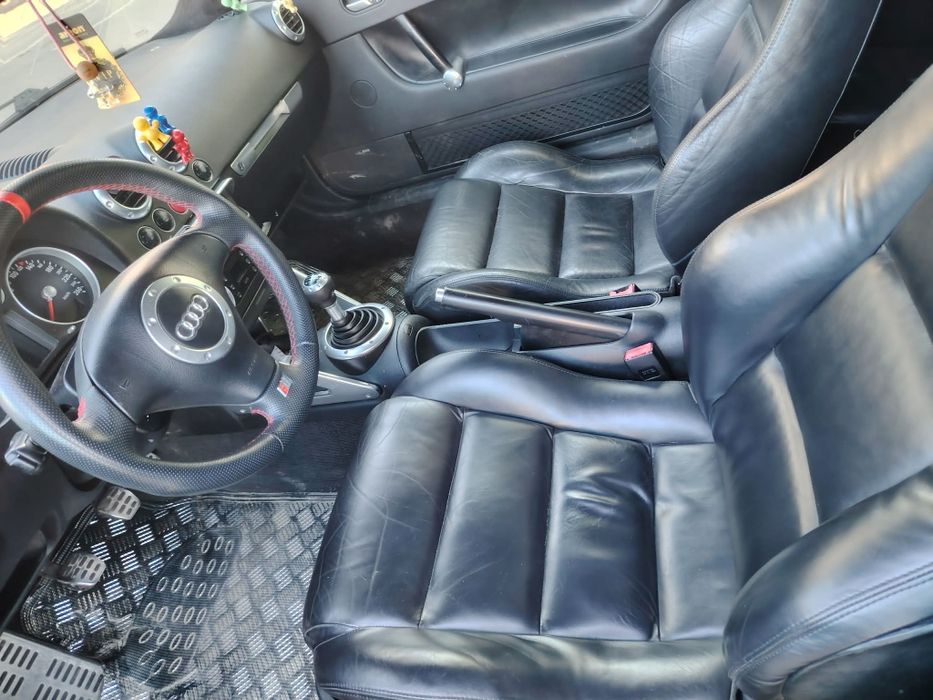 Dau la schimb  Audi TT an 2000