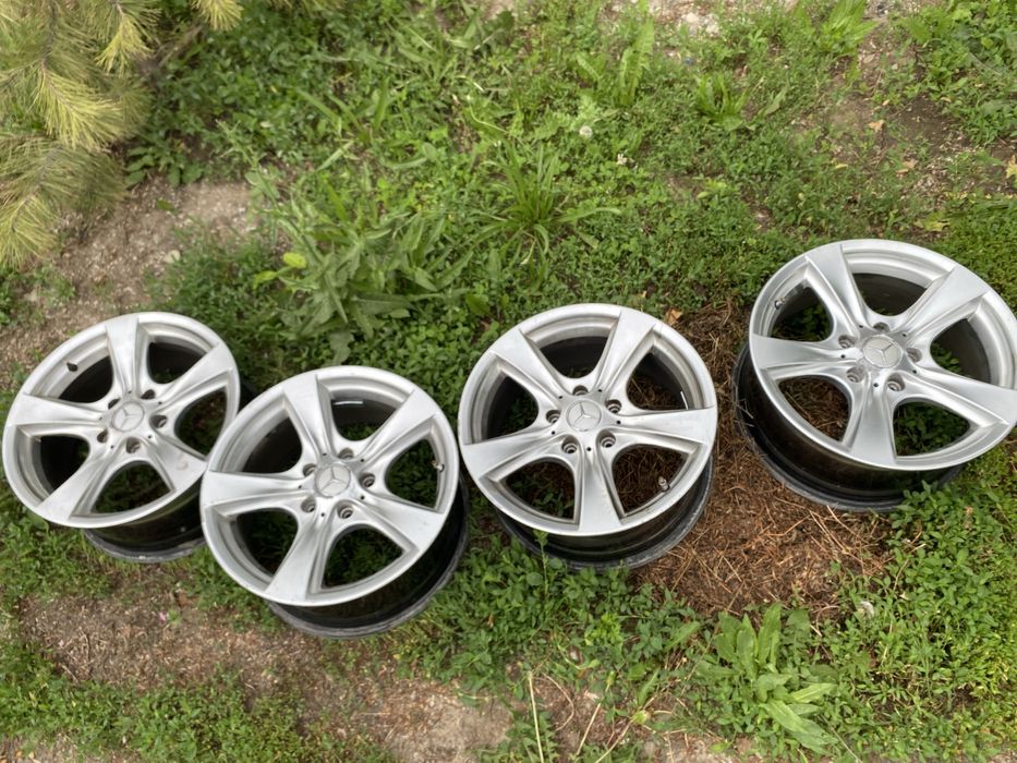 Диски r16 5 дырые