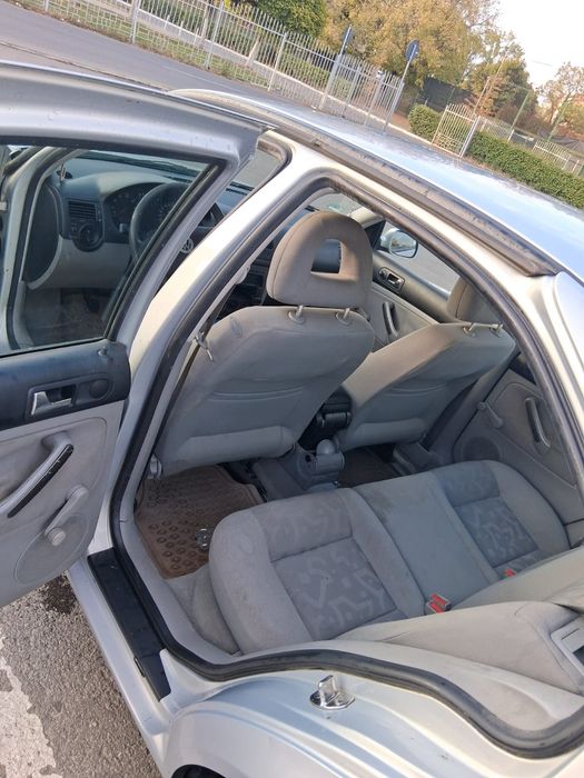 VOLKSWAGEN Bora 2000 — imagine 4