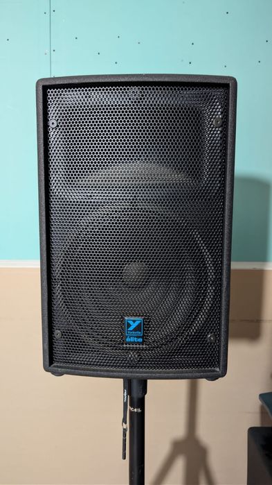 Boxe Elite si mixer Allan & Heath