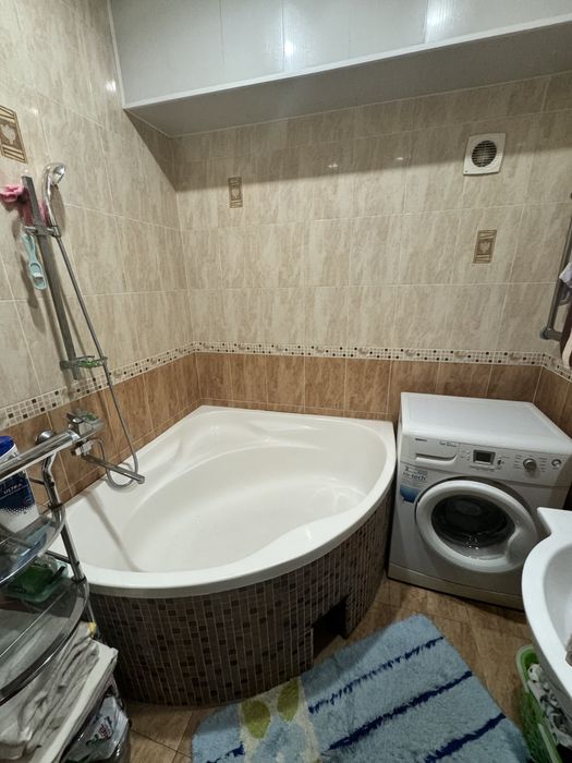 Срочно!!! Юнусабад 4 квартал, 4/3/4 кирпич