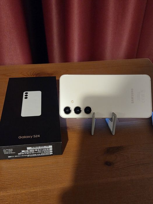 Samsung S24, 128Gb, ca nou, garantie, baterie 100%