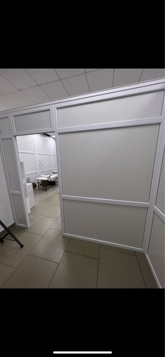 Продаю пластиковая перегородка