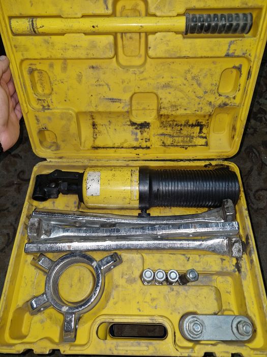 Гидравлический съёмник новый