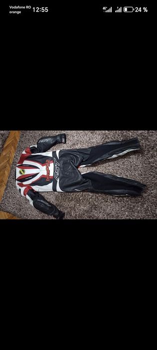 Vând combinezon moto 55