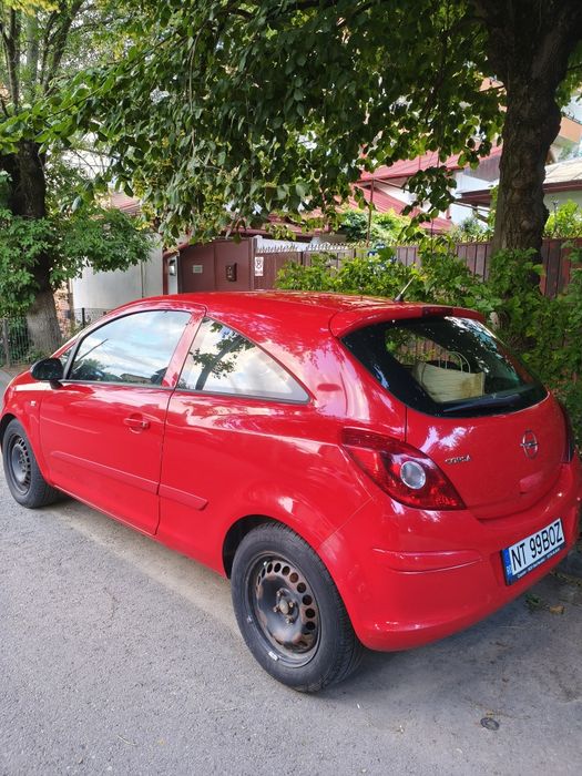 Opel Corsa D Hatchback 2007 181664km 1.0 benzina