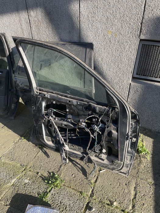 Врати BMW E46 със прозорци