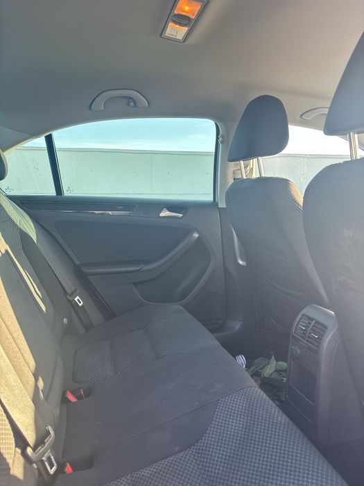 Vand volkswagen jetta  2.0 tdi (blue motion)