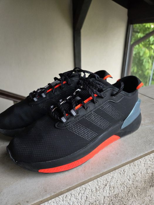 Adidas Avryn 'Black Solar Red'