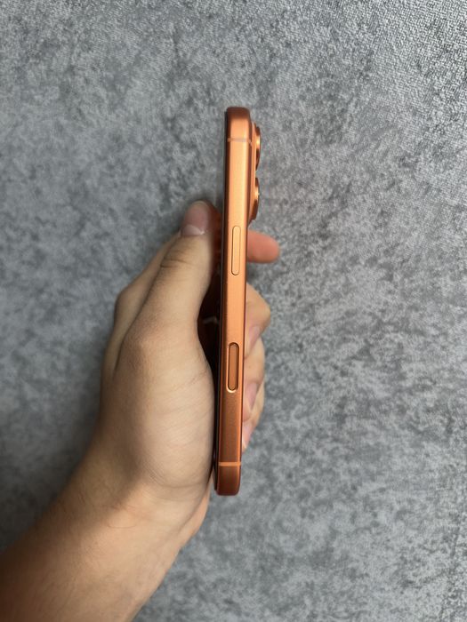 Продам iPhone 17 Pro 256ГБ 100% АКБ есим